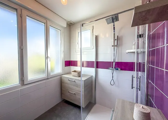 Vakantiehuis L'embellie - A 150m De La - Petanque - Poele A Bois - Paisible