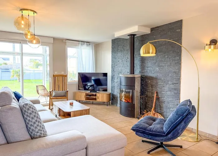 Semesterbostad L'embellie - A 150m De La - Petanque - Poele A Bois - Paisible *